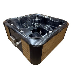 Akrilinis kubilas "Ruby" su gulima vieta ir integruota krosnele